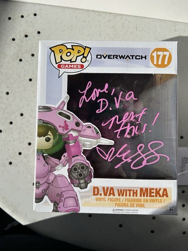 Funko pop overwatch - d.va, with