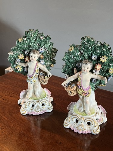 Samson style pair putti - pair,
