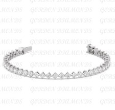 9Ct Princess Cut 3mm Prong