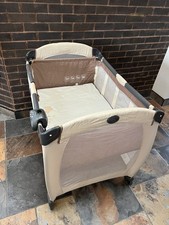 Great Condition Graco Contour Electra Travel Cot, with mattress, Music & Sounds
