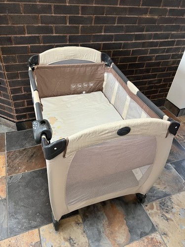 Great condition graco contour - graco,