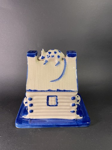Ceramic log cabin trinket - log,
