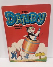 The Dandy Annual 1982 - VERY GOOD Condition - Wear around edges of the spine