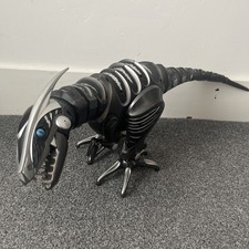WowWee Roboraptor Remote Control RC Dinosaur Raptor T-Rex Toy 32"