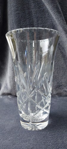 Glass flower vase - vase, tall.