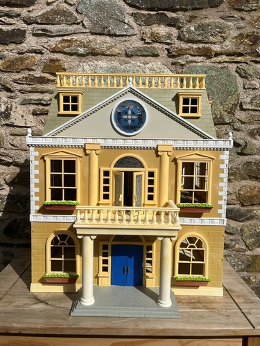 Sylvanian families hotel with - sylvanian,