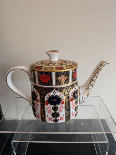 Royal crown derby imari - crown, 1128