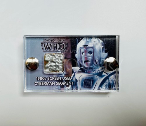 Prop screen used doctor - tv,