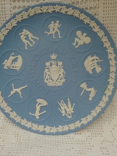Vintage 1970 wedgwood blue - vintage, 1970's