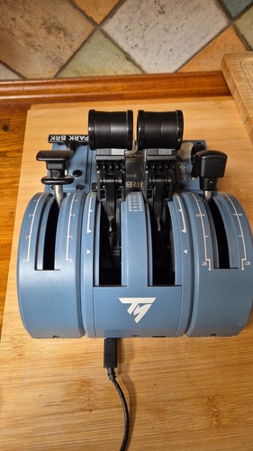 Thrustmaster tca officer pack - thrustmaster,