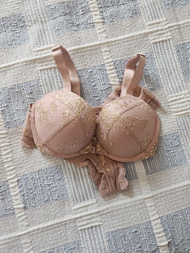 Victoria secret lingerie set - lingerie,