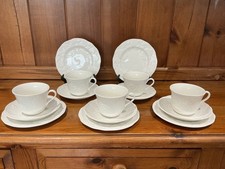 Wedgwood strawberry vine tea - vine,