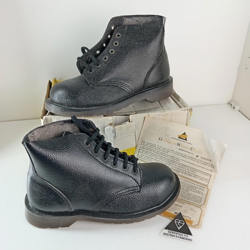 Vintage nos martens - vintage, safety