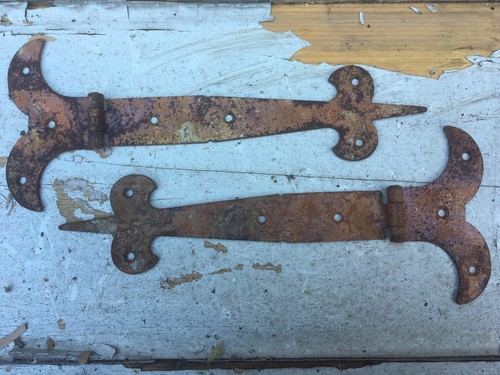 Rusty pair of - pair, rustic