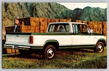 1980 White Green Ford F150 Supercab Pickup Truck Ad Vtg Postcard Ranchers Hay