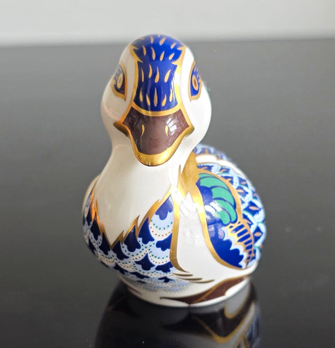 Royal crown derby sitting - crown,