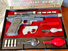 Vintage Topper Multipistol 09 Spy Kit with case, RARE
