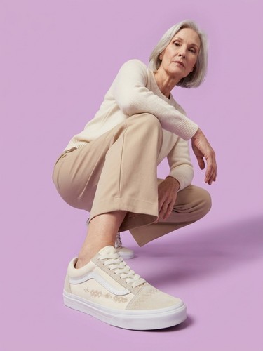 Ladies girls vans - ladies/girls, school