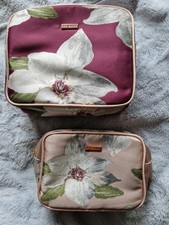 Ted Baker X 2 Make Up  / Wash