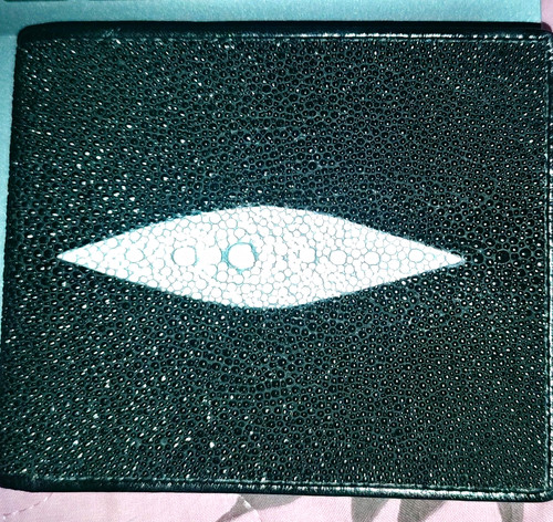 Black textured leather - black,