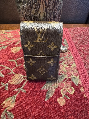 Authentic louis vuitton etui - authentic,