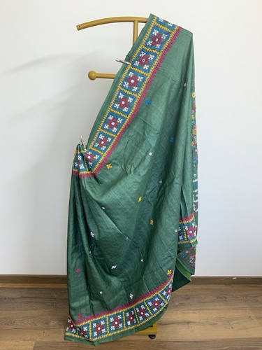 Green kutch parsigara hand - kutch,