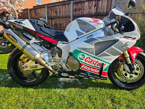 2003 honda vtr 1000 - honda,