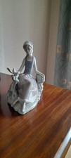 Lladro figurine, lady with a