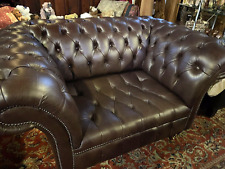 Genuine Leather Chesterfield Sofa Loveseat Two Seater Snuggle Sofa Chair 145cm