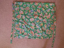 VINTAGE APRON WAIST TYPE GREEN GARDEN PATTERN LARGE POCKET FLOWERS 1950S *
