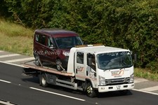 Truck Photo 12x8 - Isuzu N75