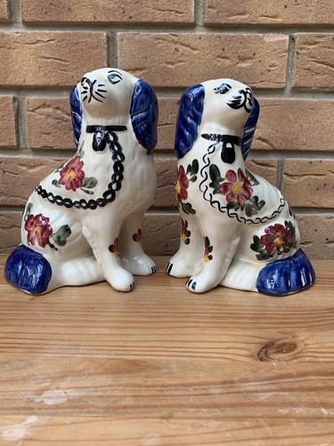 Vintage pair siltone floral - pair,