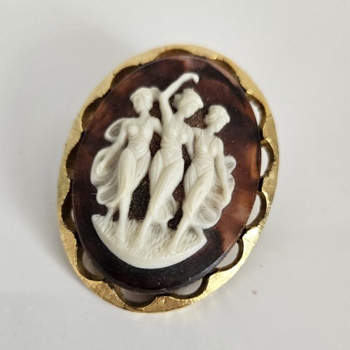 Vintage goldtone scarf clip - goldtone,