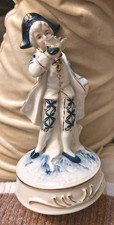 Stunning Antique Porcelain Figurine Of A Man With Rose - Musical Box - Gilt