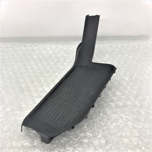 Door scuff plate rear right - door,