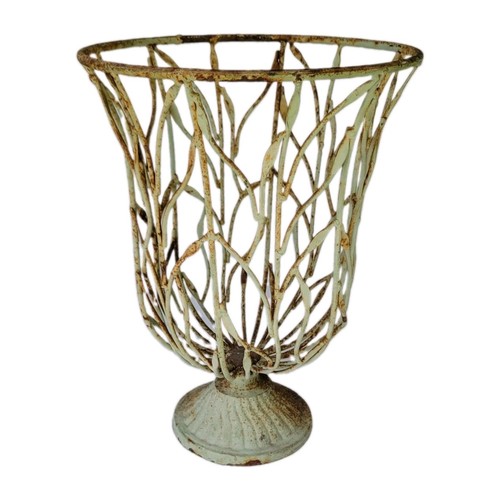 Heavy cast metal green garden - heavy,