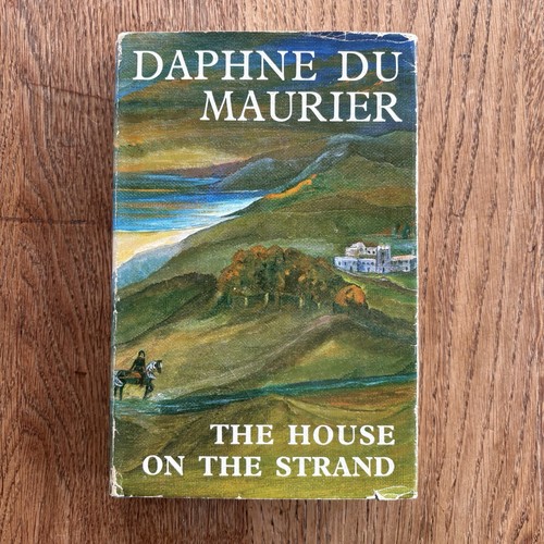 The house strand daphne - on,