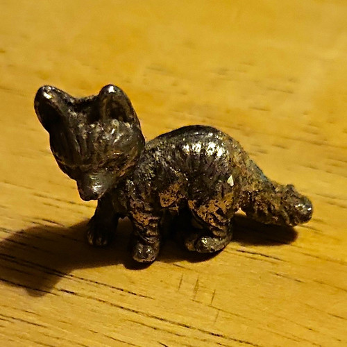 Small metal fox - small,