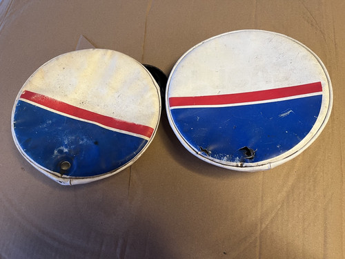 Pair classic lucas - of,
