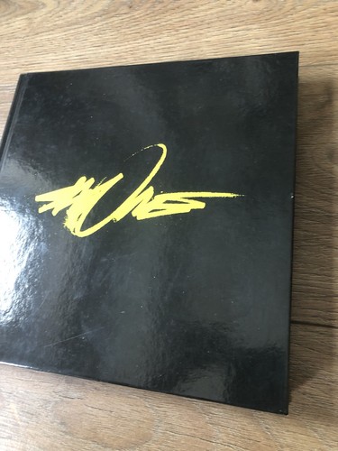 Sheone blackatelier signed - sheone,