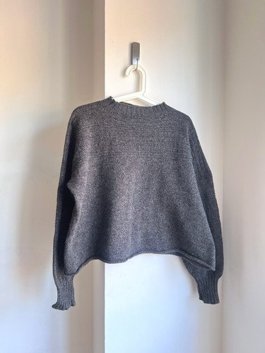 Hand knitted brown 100 - brown, 100%