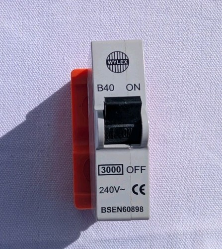 Wylex push plug - 40, b40