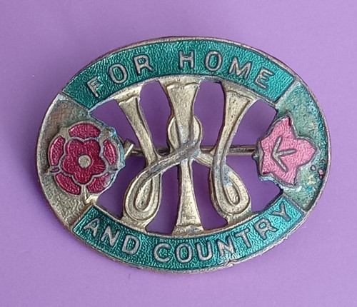 For home and country women - home,