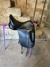 Kenton Masters Dressage Saddle 17.5 Adjustable Gullet Black