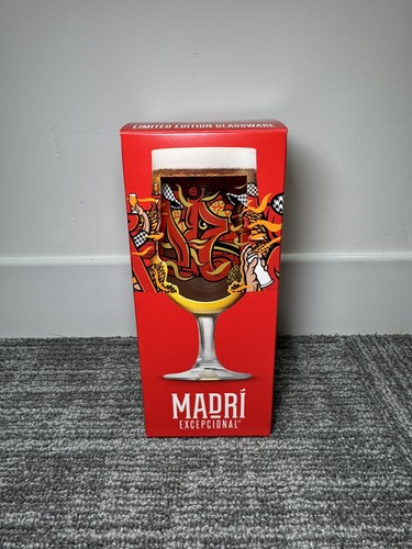 Madri pint glass street art - pint,