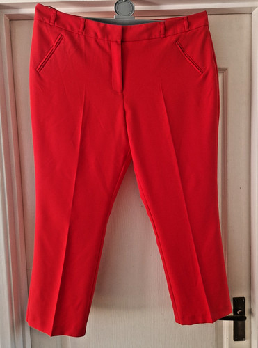 Dunnes size trousers - size, red