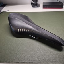 Fizik Arione R3 Saddle 130mm Carbon Reinforced Titanio Rails