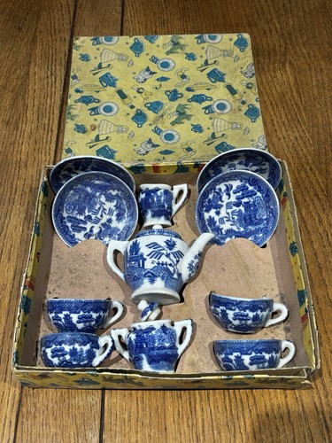 Early willow pattern - early, tea