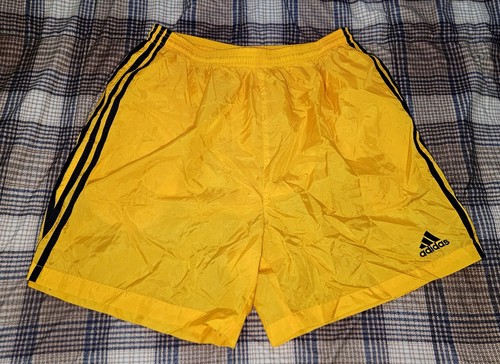 Adidas vintage nylon - adidas,