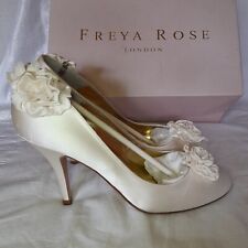 FREYA ROSE LONDON IVORY SATIN BRIDAL CLASSIC HEEL SHOE SIZE EU39 UK 6 RRP £500+
